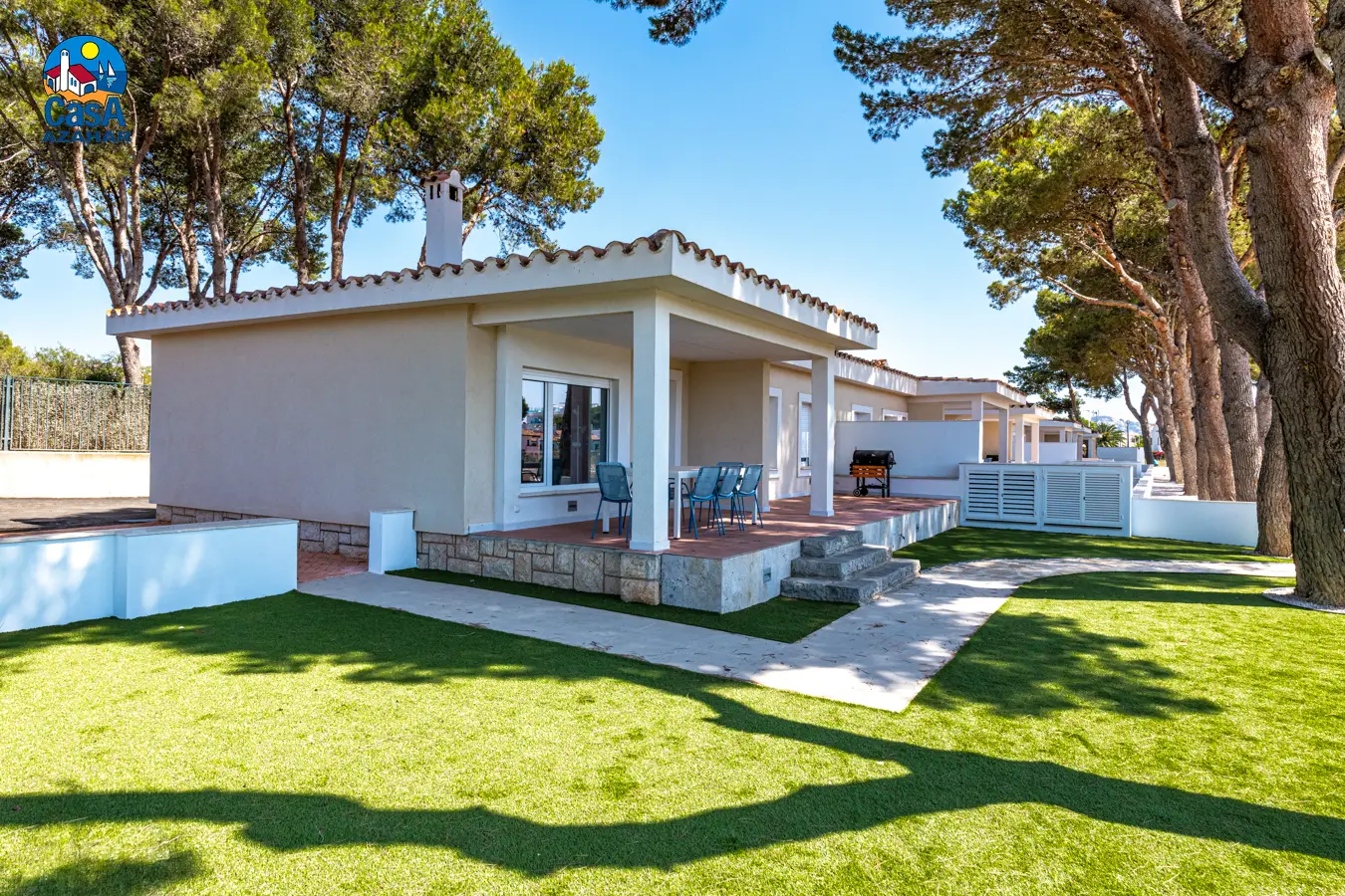 Villa Sunset de trois chambres avec pelouse, terrasse et barbecue à Alcossebre